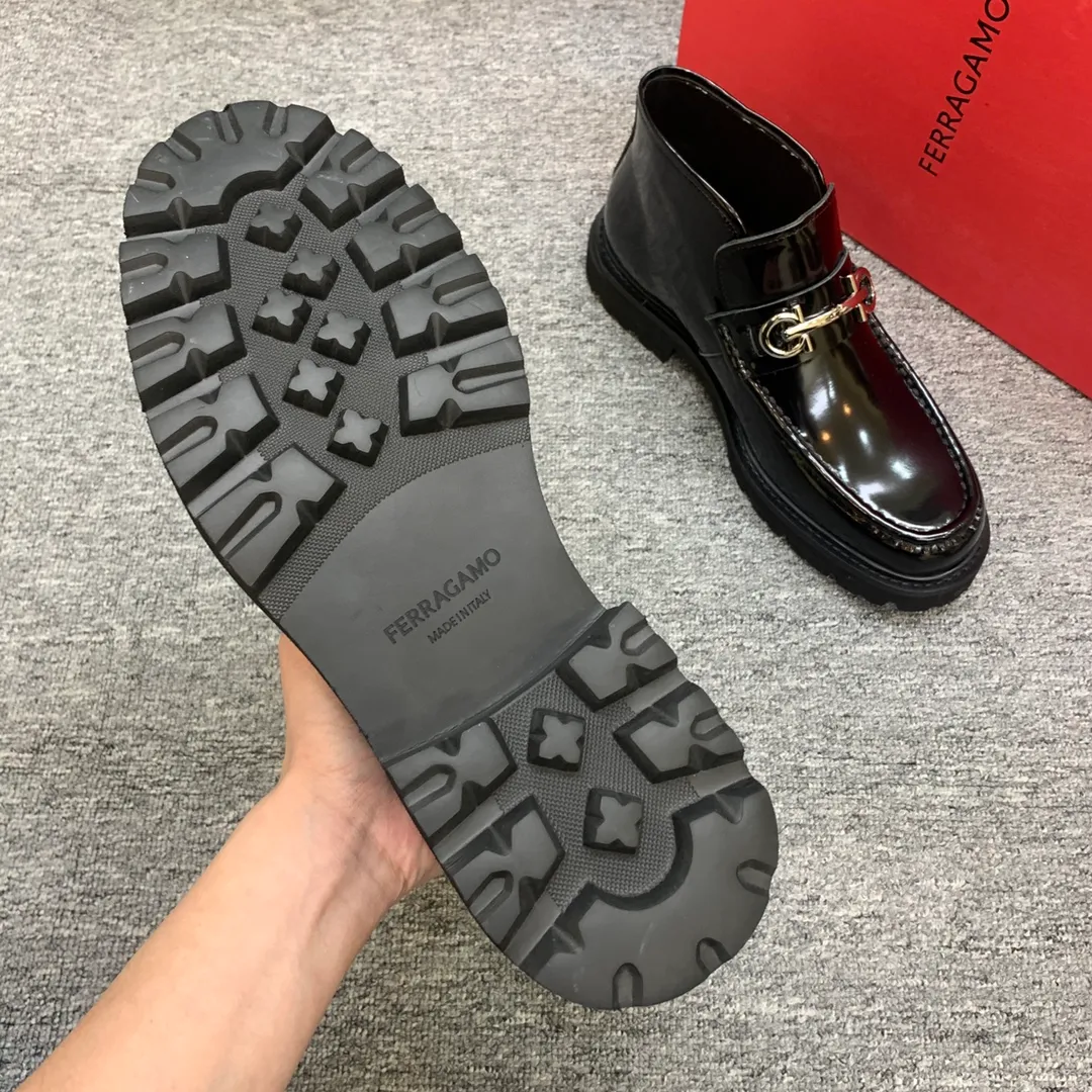 Men's shoes 💰960 🎁🎁🎁😈[Ferragamo] Men's high-top boots, the latest hot style, 1:1 original purchase quality, top quality, imported cowhide for the uppers, imported cowhide for the lining and feet, with original lightweight foam outsole, matching code 39-44, (38, 45 custom-made, non-refundable)